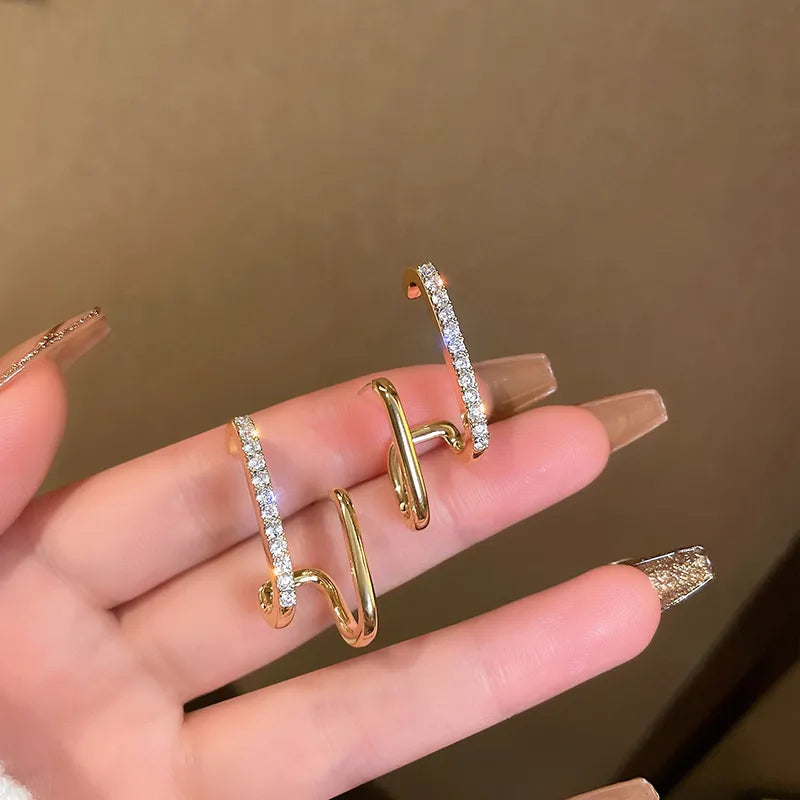 Claw Stud Earrings - Island Of Jewels