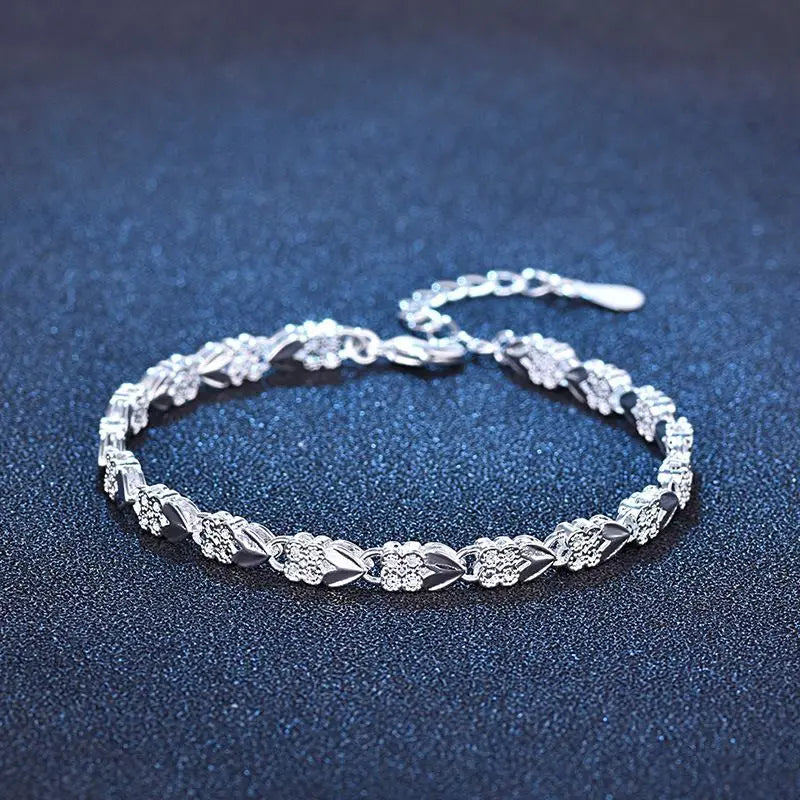 Heart Leaf Bracelet - Island Of Jewels