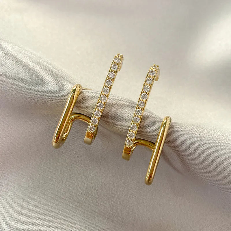 Claw Stud Earrings - Island Of Jewels