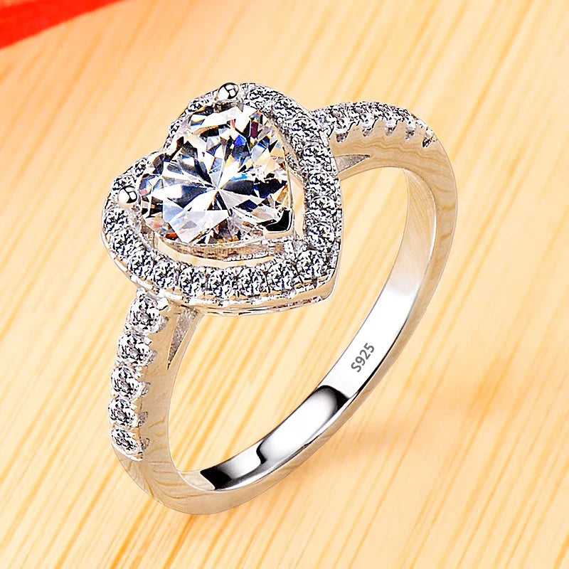Beautiful wedding ring with heart shaped Zirconia Crystal! - Island Of Jewels