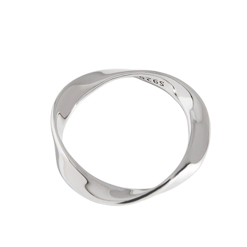 Clean Loop Ring