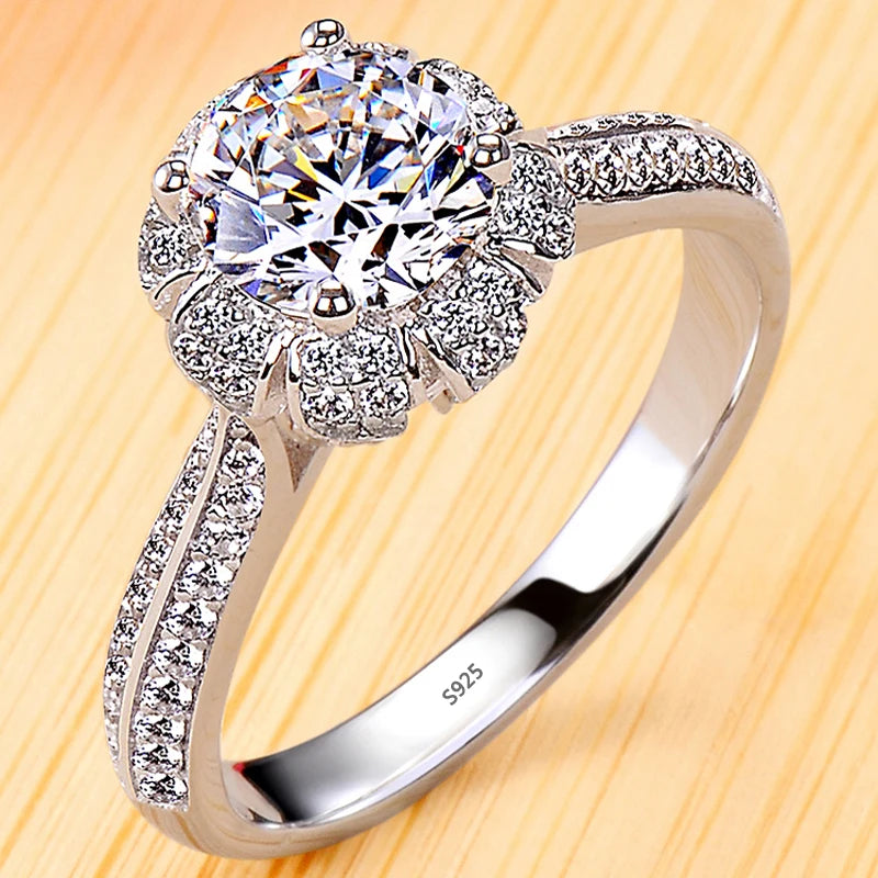 White Gold plated Ring with round Zirconia Crystal - Island Of Jewels